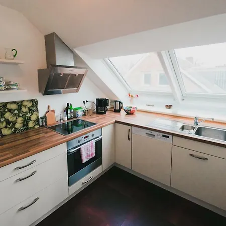 Flair In Uni Naehe Apartament
