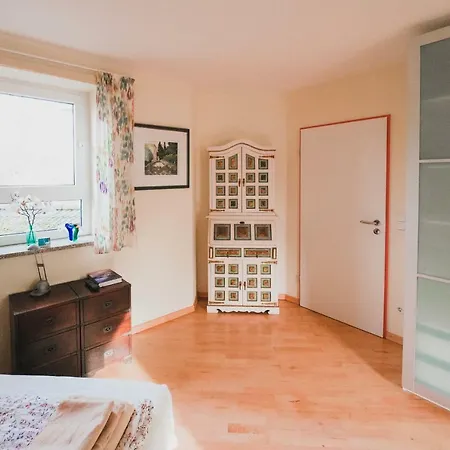 Flair In Uni Naehe 吕贝克