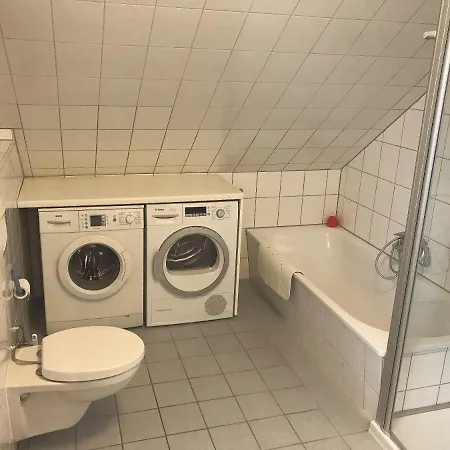 Flair In Uni Naehe * Lübeck