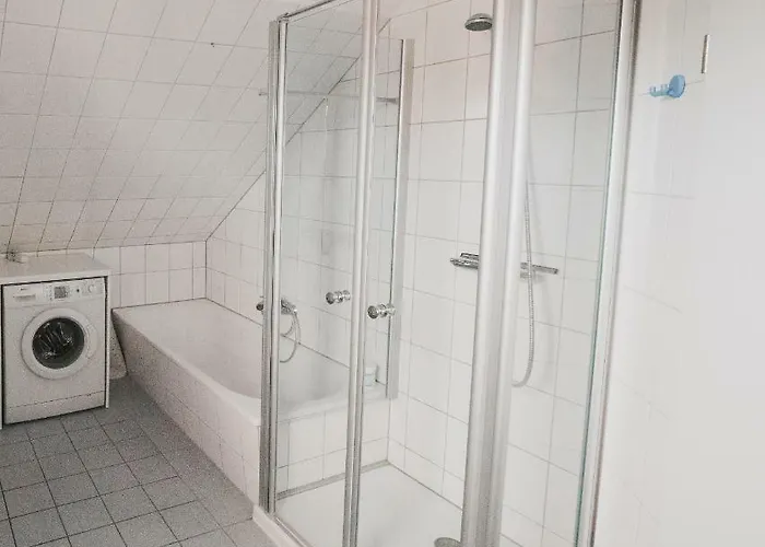 Flair In Uni Naehe * Lübeck