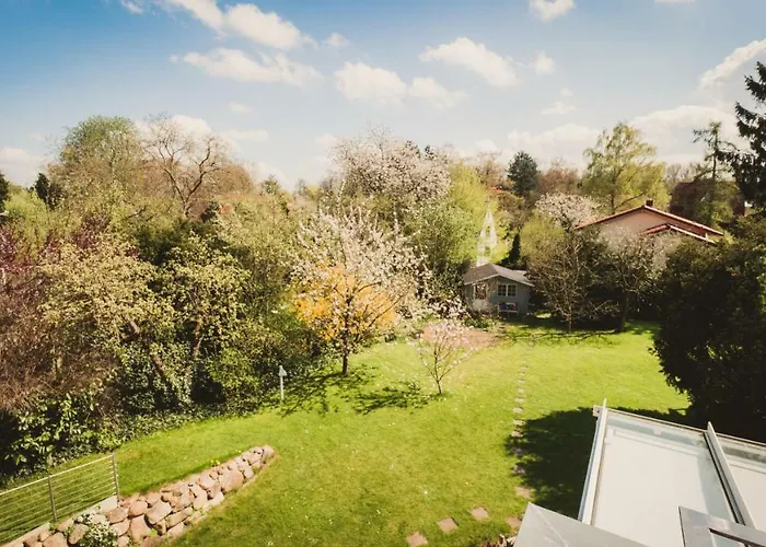 Flair In Uni Naehe Διαμέρισμα *